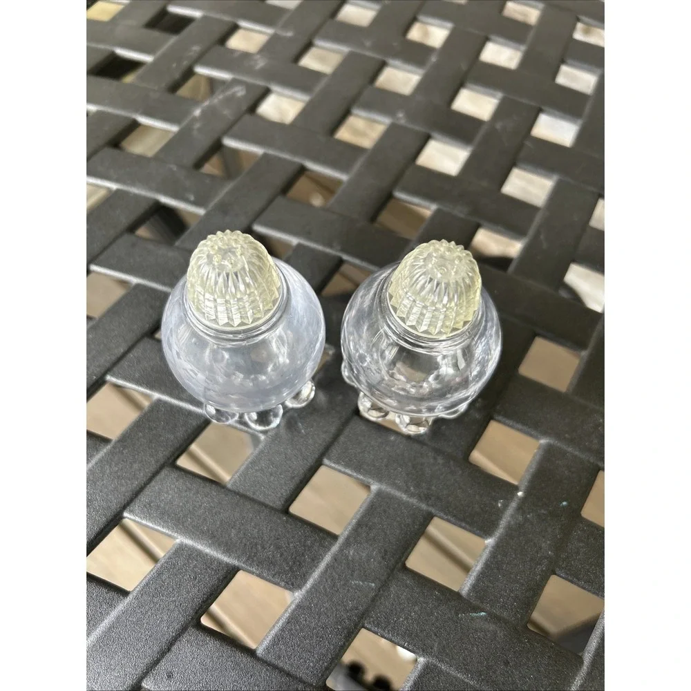 Pair‎ Imperial Boogie Ball Clear Glass Salt Pepper Shakers For Table